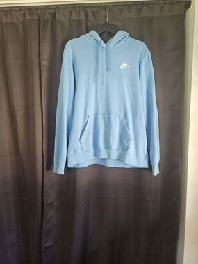 Nike Men's Sky Blue Hoodie with Front Pocket